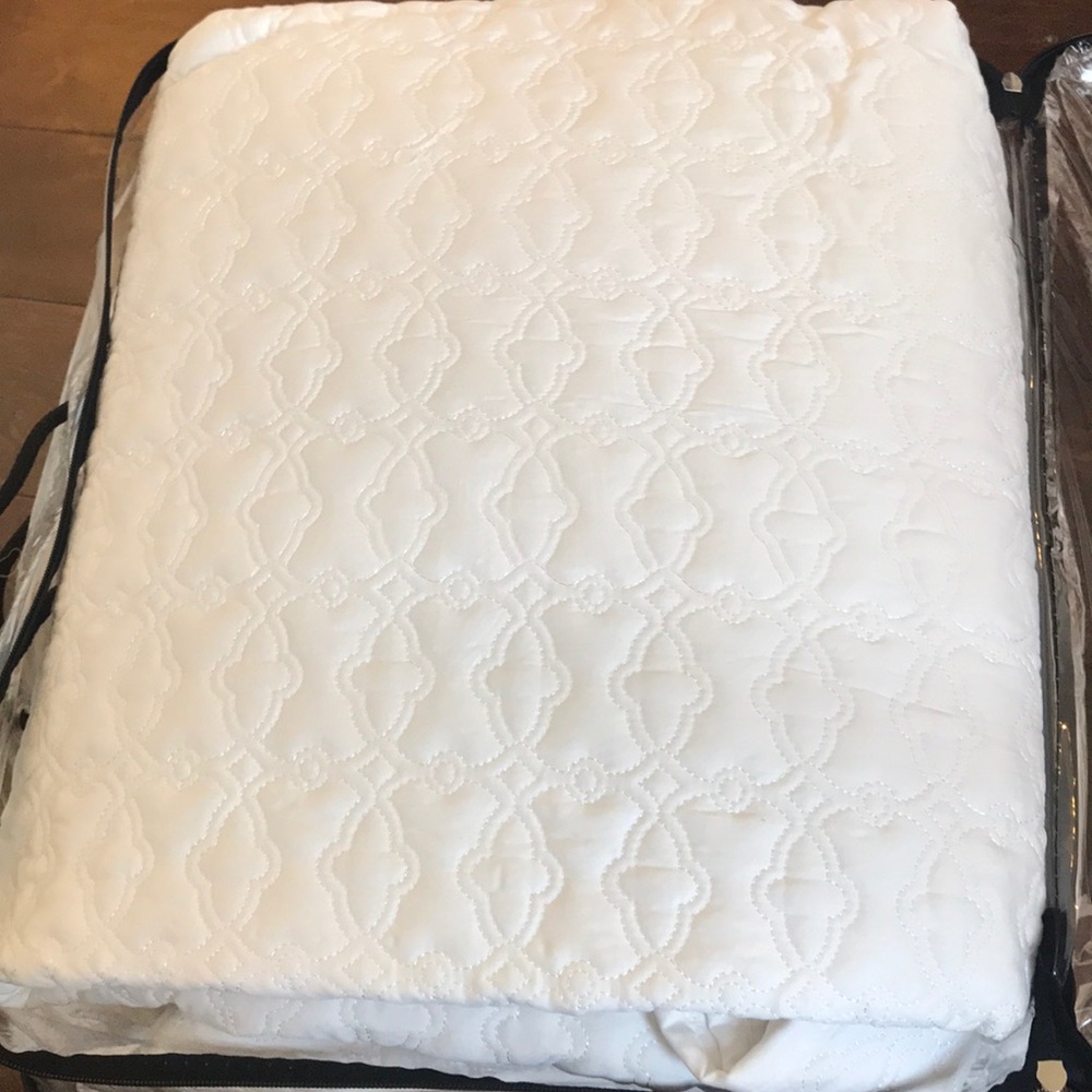 Hotel Style quilted 4 pc Coverlet Set Queen Sz - Picture 4 of 6
